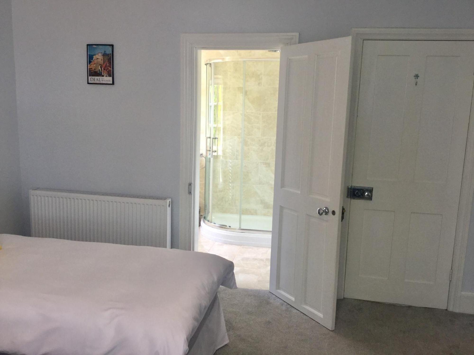 Glebe House Bed & Breakfast Deal Room photo